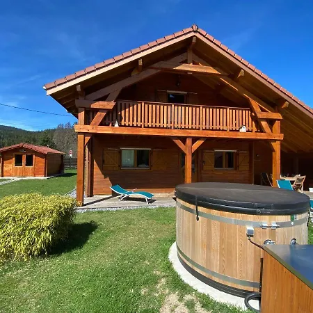 Le De La Deviniere, Bain Nordique Exterieur Chauffe Chalet